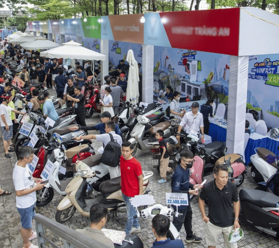 Đổi xe xăng lấy xe điện là gì